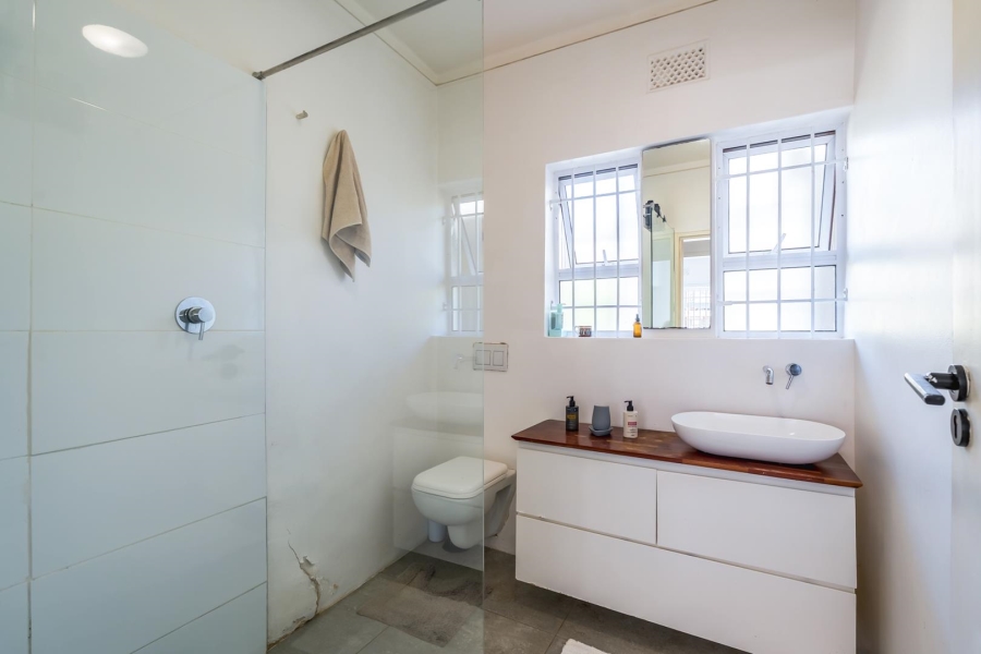 1 Bedroom Property for Sale in Oranjezicht Western Cape